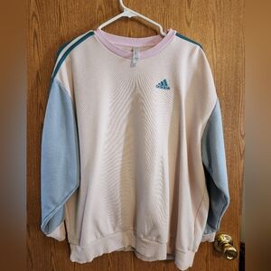 Womans Adidas Sweathsirt
